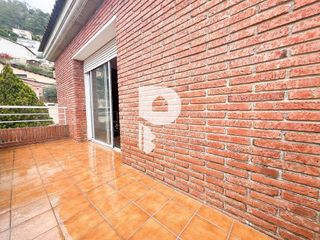 Chalet en venta en Vallirana