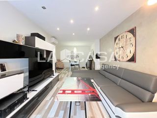 Piso en venta en Montigalà -Sant Crist en Badalona