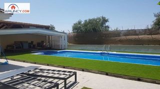 Chalet en venta en Montequinto en Dos Hermanas