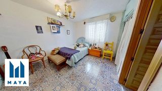 Casa adosada en venta en Los Cármenes en Madrid