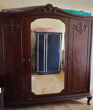 Lote Muebles Antiguos Madera y Metal