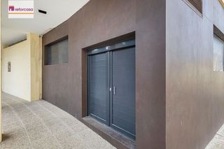 Piso en venta en Bola de Oro - Serrallo en Granada