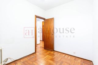 Piso en venta en Almagro en Madrid