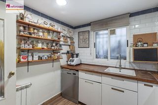 Piso en venta en Camino de Ronda - Rosaleda en Granada