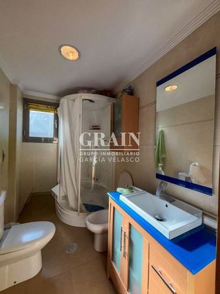 Casa adosada en venta en Santa Cruz - Industria - Polígono Campollano en Albacete