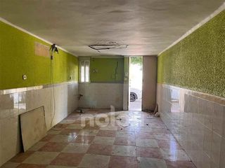 Casa adosada en venta en Marchena