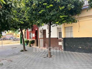Casa adosada en venta en Marchena