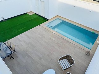 Casa pareada en venta en Montequinto en Dos Hermanas