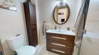 Piso en venta en Poniente-Norte - Miralbaida - Parque Azahara en Córdoba