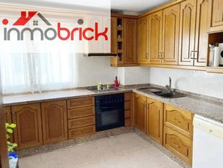 Piso en venta en Cabra