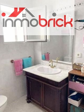 Piso en venta en Cabra