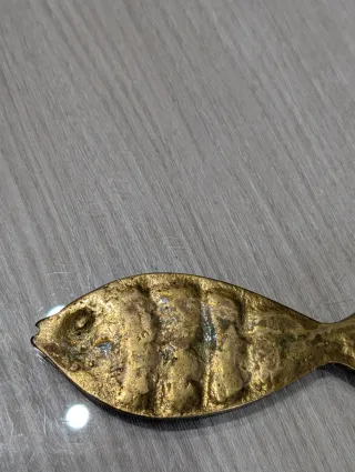 Antiguo Abridor de botellas con forma de pez