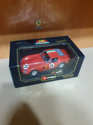 Ferrari 250 GTO Bburago scala da 1/18