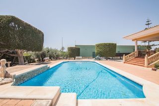 Chalet en venta en Jubalcoi en Elche