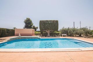 Chalet en venta en Jubalcoi en Elche