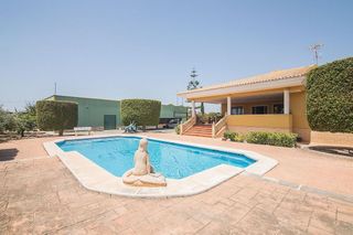 Chalet en venta en Jubalcoi en Elche