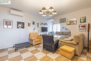 Chalet en venta en Las Tres Cruces en Armilla