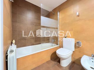 Piso en venta en Montigalà -Sant Crist en Badalona