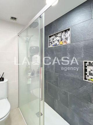 Piso en venta en Montigalà -Sant Crist en Badalona