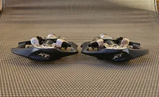 Pedales Shimano XT M8020