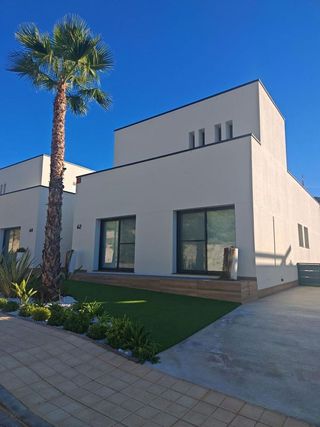 Chalet en venta en Monforte del Cid