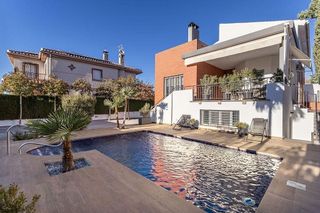 Chalet en venta en Gójar