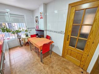 Casa adosada en venta en Avda. De los Ogíjares en Armilla