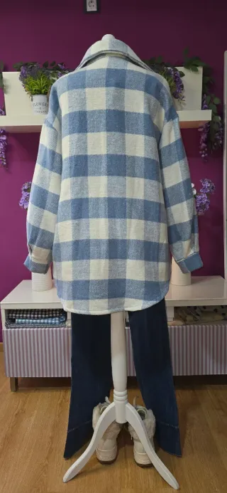 Sobrecamisa cuadros azul y crema franela lana