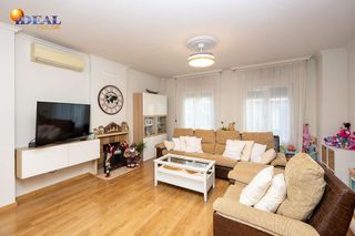 Casa pareada en venta en Ogíjares