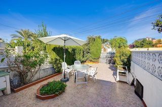 Casa adosada en venta en Nueva Torrevieja - Aguas Nuevas en Torrevieja