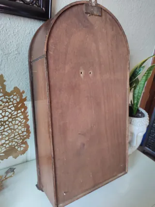 Capilla antigua / Hornacina de madera