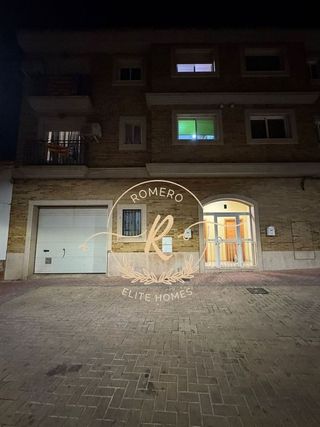 Casa pareada en venta en Poble Nou en Torrent