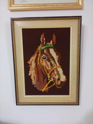 Antico quadro ricamato a mano cavallo