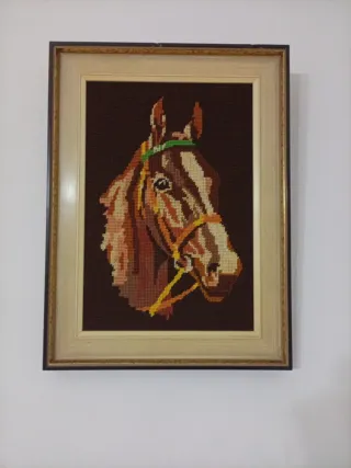 Antico quadro ricamato a mano cavallo