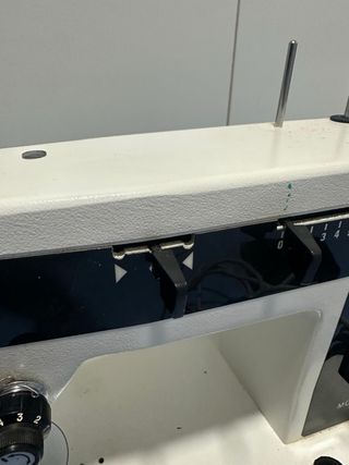 Máquina de coser para piezas