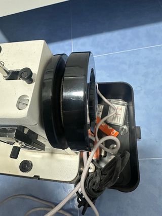 Máquina de coser para piezas