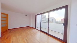 Piso en venta en Benicalap en Valencia