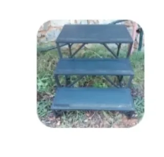 Escalera 3 peldaños metálica