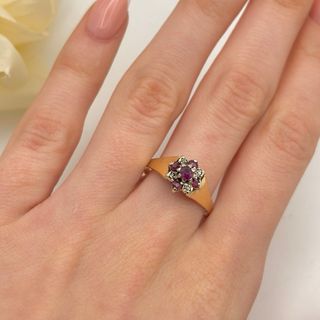 Anillo oro 9kt con rubíes y diamantes