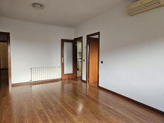 Piso en venta en Esparreguera