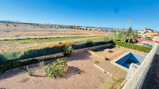 Casa en venta en La Siesta - El Salado - Torreta en Torrevieja