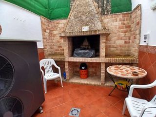 Casa adosada en venta en Tomelloso