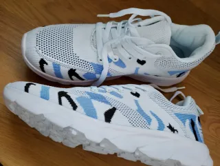 Zapatillas deportivas mujer blancas y azules