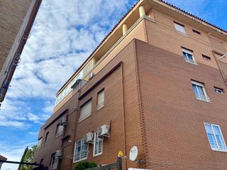 Piso en venta en Puerta de Murcia - Colegios en Ocaña