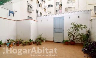 Piso en venta en La Petxina en Valencia