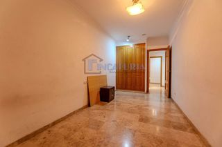 Piso en venta en Riba-roja de Túria