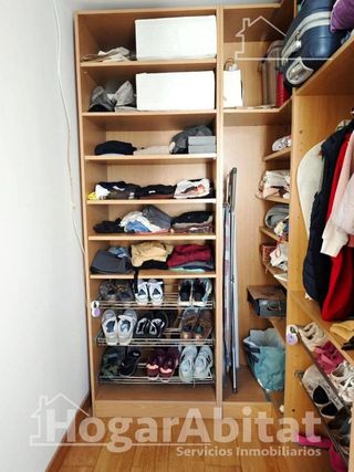 Piso en venta en El Castellar-L´Oliveral en Valencia