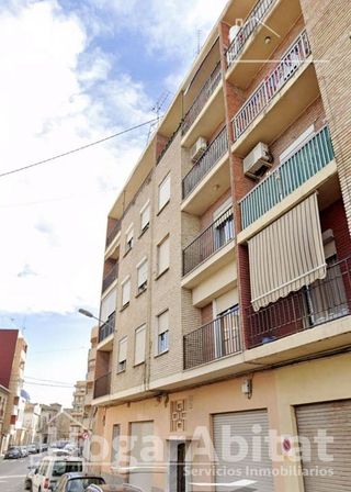 Piso en venta en El Castellar-L´Oliveral en Valencia