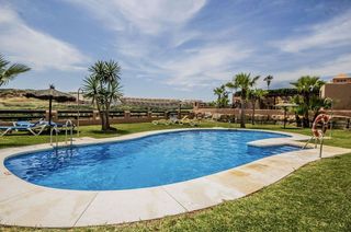 Piso en venta en Puerto de la Duquesa en Manilva