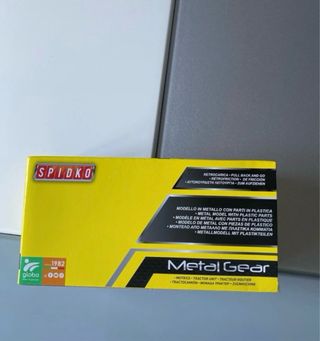 Camión Juguete Negro Metal Gear Spidko